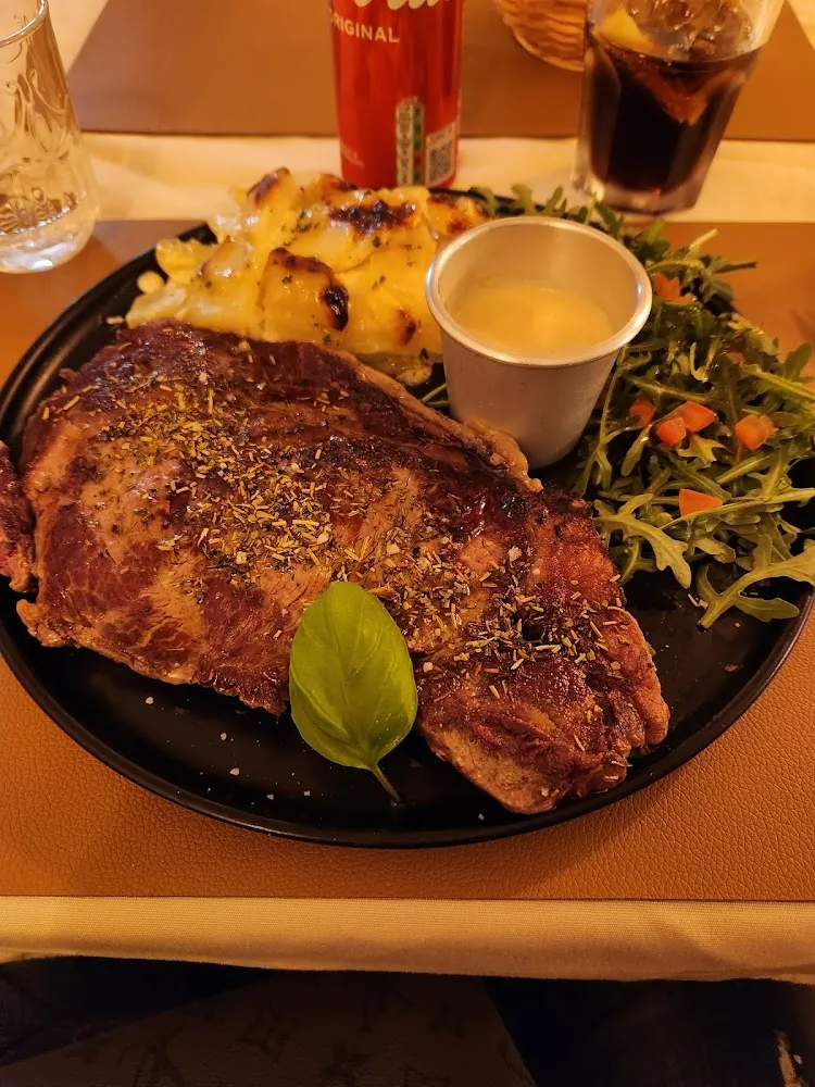 Entrecote Avec Gratin Dauphinois